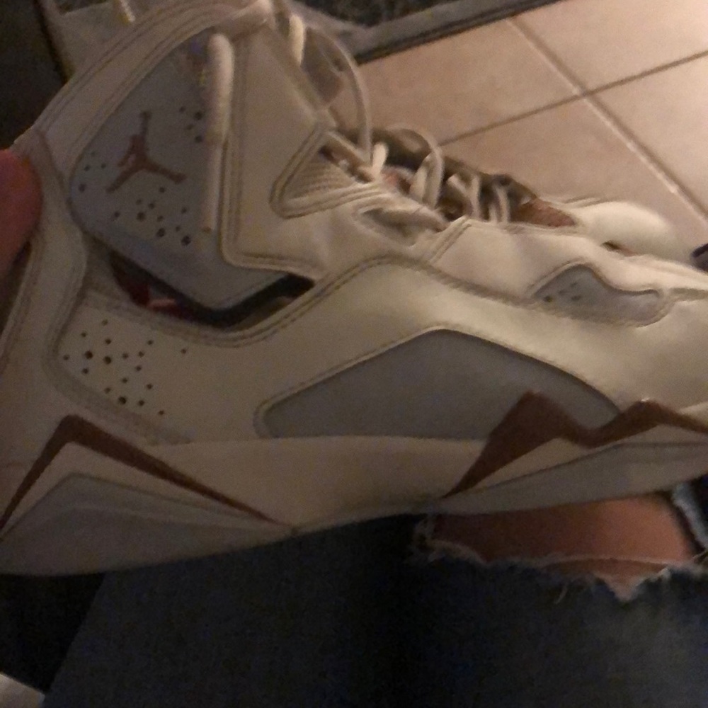 Jordan flights - Picture 2 of 4